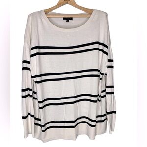 Banana Republic Forever Knit Black/White Striped Sweater in Women's Size XXL